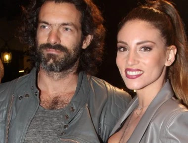 Αθηνά Οικονομάκου - Φίλιππος Μιχόπουλος: Όλα όσα έγιναν στο γάμο τους στη Μύκονο (βίντεο-φωτο)